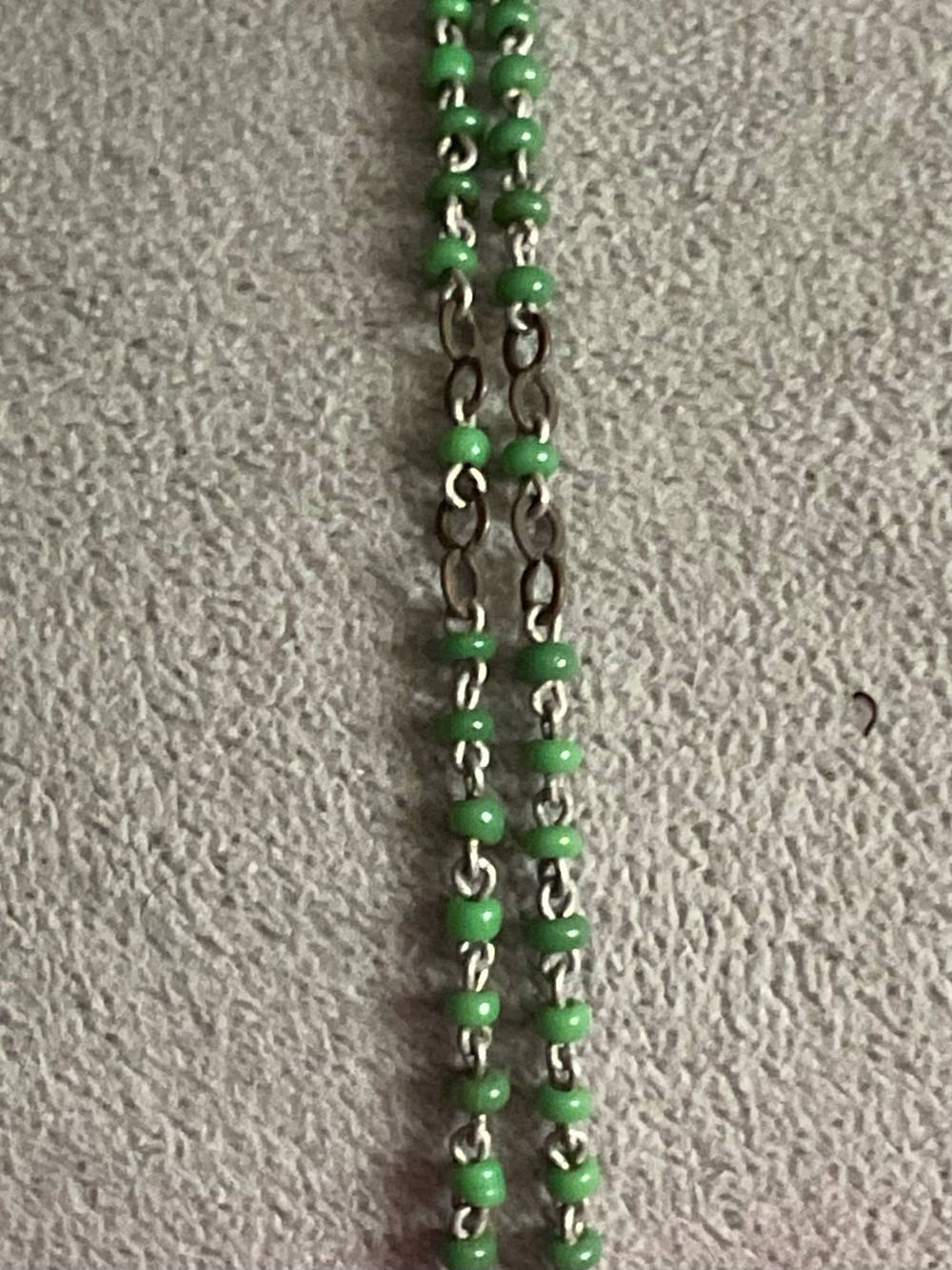 Vintage Tiny Green Beaded Glass Rosary - 8-1/4” - Picture 9 of 10